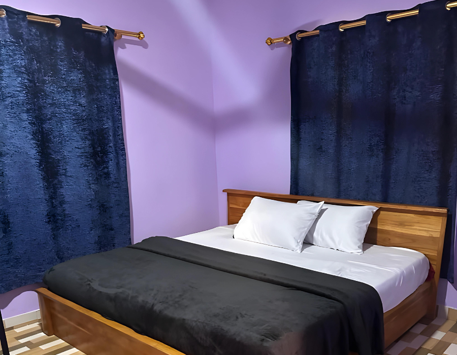 Master Suite: Lexana Guest House