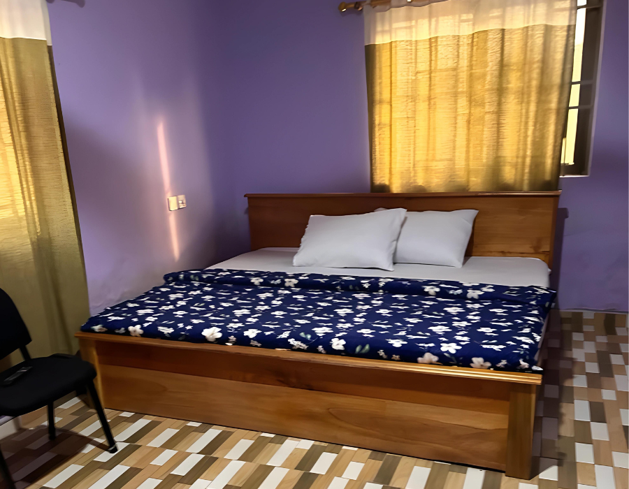 Standard Room: Lexana Guest House